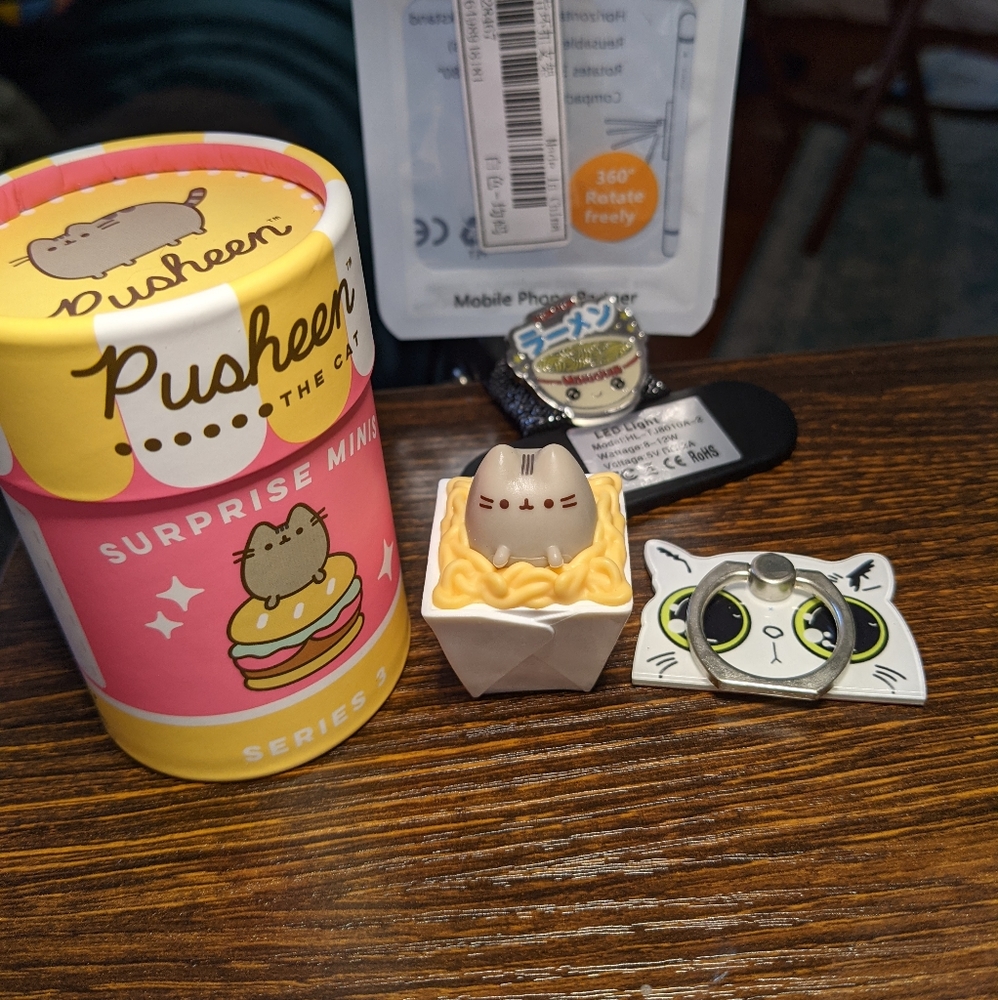 Pusheen vinyl & cat phone pop socket